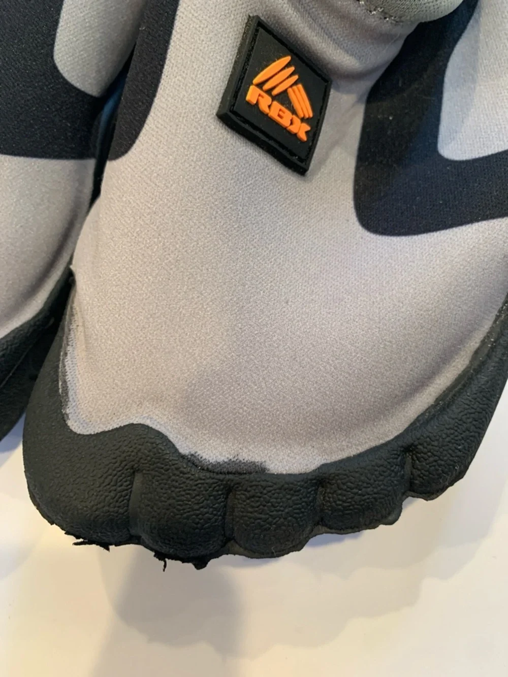 RBX Boys Youth Size 12/12 Gray and Black Five-Finger Toe Water Shoes